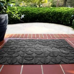 Hourglass by Bungalow Flooring -Bungalow Flooring Store charcoal bungalow flooring door mats 20915540023 31 1000