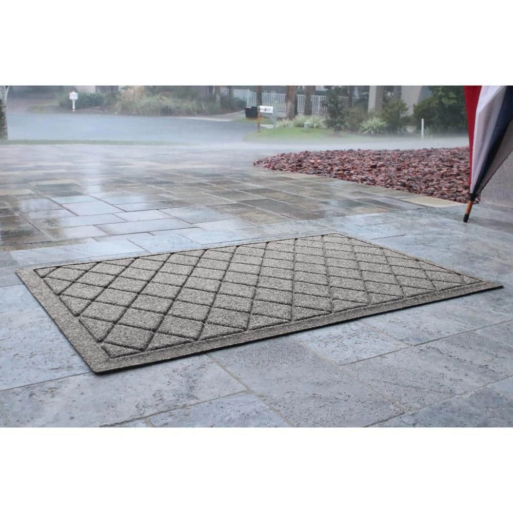 Aqua Shield Argyle Medium Gray 23 in. x 35 in. Recycled Polyester/Rubber Indoor Outdoor Door Mat by Bungalow Flooring 2 Aqua Shield Argyle Medium Gray 23 in. x 35 in. Recycled Polyester/Rubber Indoor Outdoor Door Mat by Bungalow Flooring - Image 2